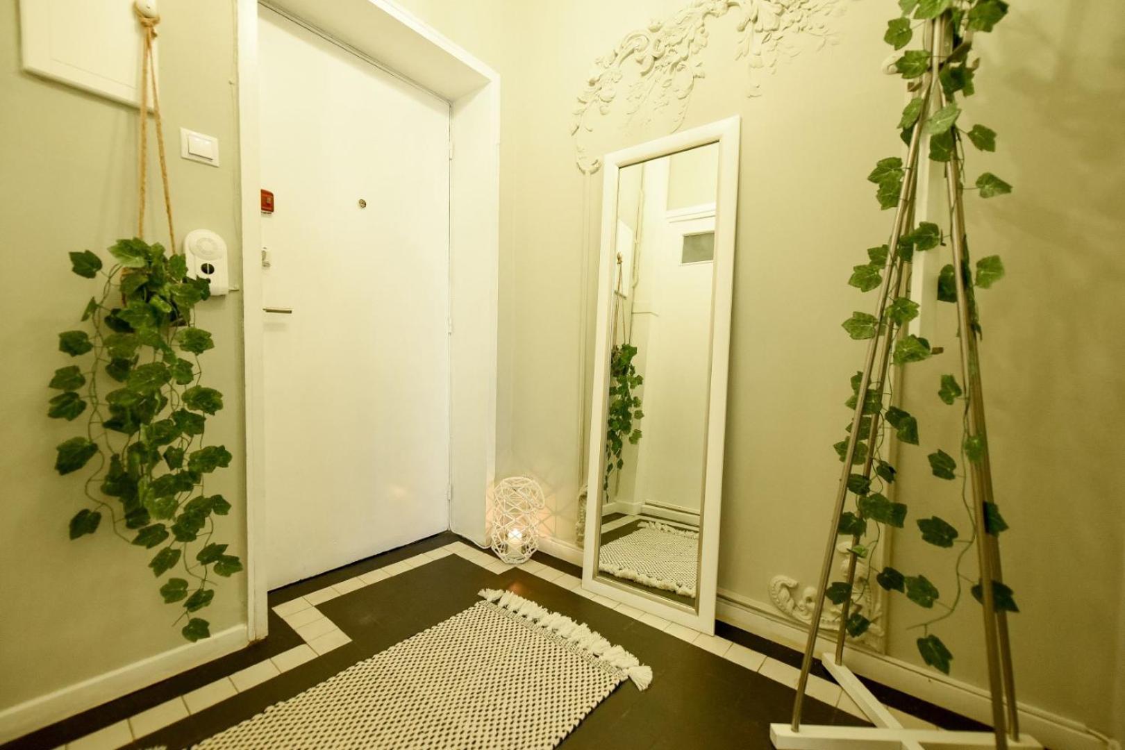 Cozy Studio Overlooking The Old Town Bukareszt Zewnętrze zdjęcie